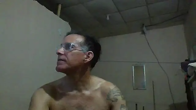 CaptainFox online show from June 2, 11:18 pm
