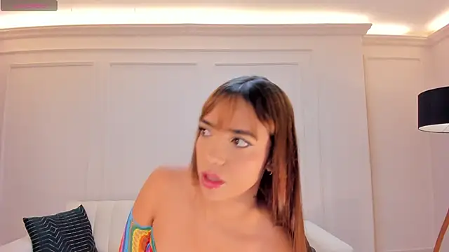 Snapshot of MariamRivera_ chatting on March 9, 11:46 pm MariamRivera online show from March 9, 11:46 pm