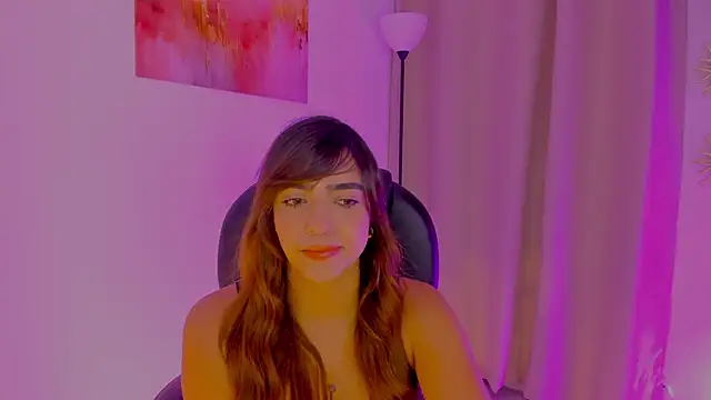 Snapshot of MariamRivera_ chatting on February 12, 12:27 am MariamRivera online show from February 12, 12:27 am