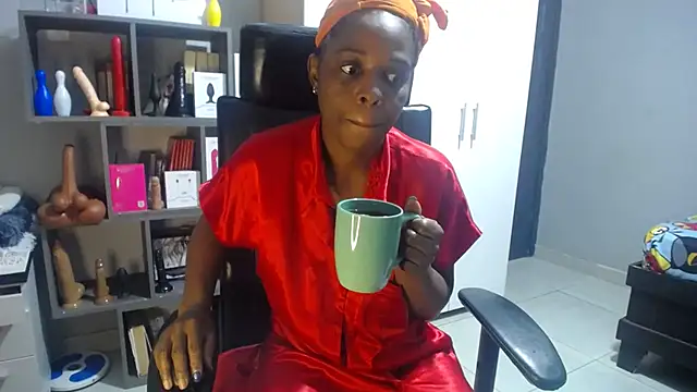 Shaniko89 online show from September 28, 12:27 am