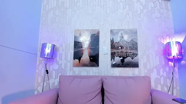 Snapshot of lara_murphy chatting on March 3, 7:39 pm lara murphy online show from March 3, 7:39 pm