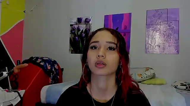 Snapshot of MarianaManzur chatting on January 30, 2:04 pm MarianaManzur online show from January 30, 2:04 pm