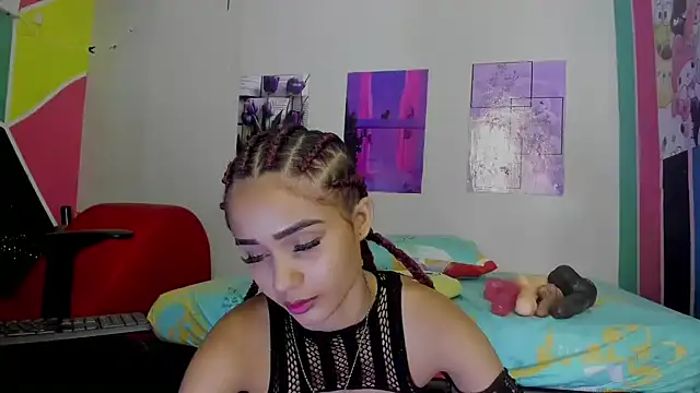 Snapshot of MarianaManzur chatting on February 9, 8:34 pm MarianaManzur online show from February 9, 8:34 pm