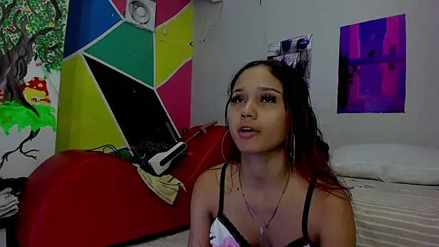 Snapshot of MarianaManzur chatting on February 15, 2:11 pm MarianaManzur online show from February 15, 2:11 pm