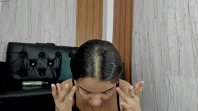 Snapshot of MarianaManzur chatting on November 1, 2:52 pm MarianaManzur online show from November 1, 2:52 pm