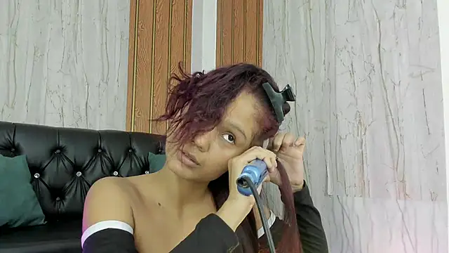 Snapshot of MarianaManzur chatting on November 13, 7:46 pm MarianaManzur online show from November 13, 7:46 pm