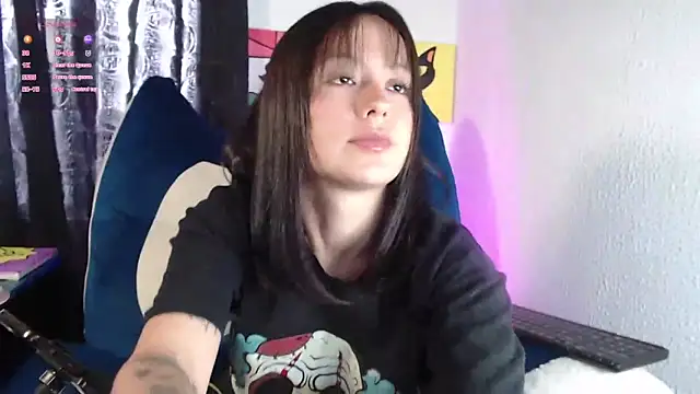 Snapshot of it_l chatting on April 10, 3:17 pm it l online show from April 10, 3:17 pm