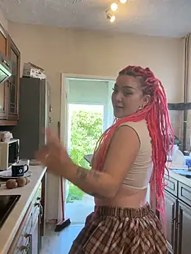 liquidxlogan online show from May 22, 1:06 pm