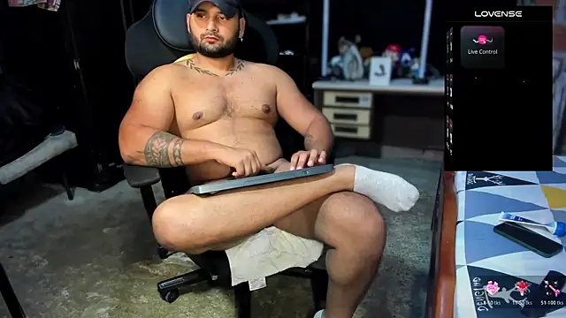 Snapshot of Imperion_king chatting on November 26, 2:12 am Imperion king online show from November 26, 2:12 am