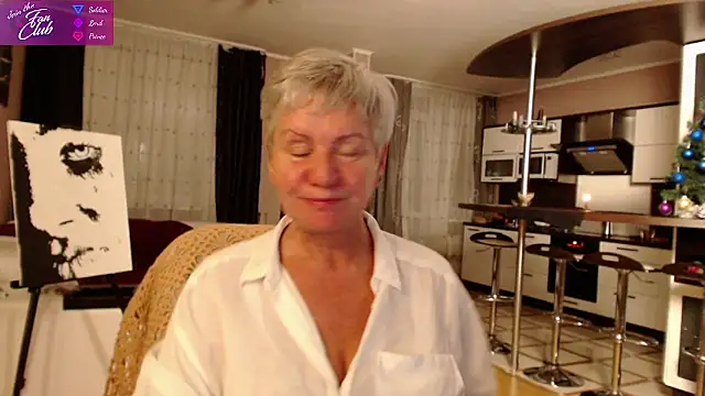 Snapshot of roxana_brooks chatting on January 8, 2:35 pm roxana brooks online show from January 8, 2:35 pm