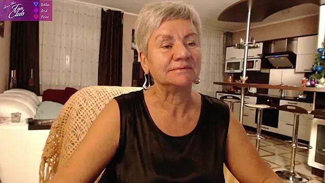 Snapshot of roxana_brooks chatting on January 13, 2:42 pm roxana brooks online show from January 13, 2:42 pm