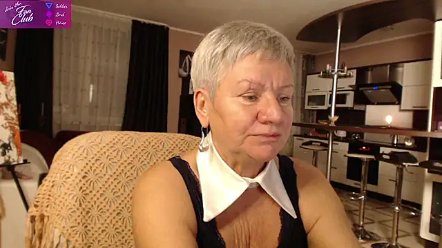 Snapshot of roxana_brooks chatting on January 18, 6:10 pm roxana brooks online show from January 18, 6:10 pm