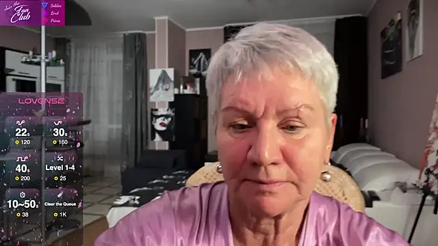 Snapshot of roxana_brooks chatting on January 23, 3:22 pm roxana brooks online show from January 23, 3:22 pm