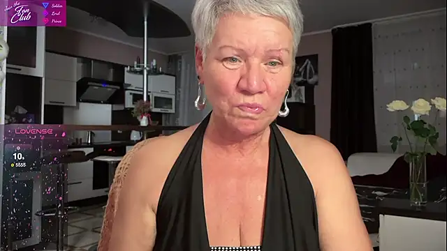 Snapshot of roxana_brooks chatting on January 27, 5:26 pm roxana brooks online show from January 27, 5:26 pm