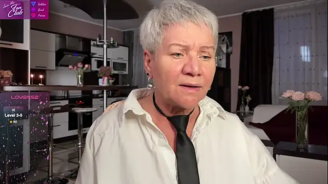 Snapshot of roxana_brooks chatting on March 5, 4:02 pm roxana brooks online show from March 5, 4:02 pm