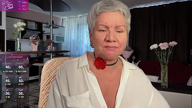 Snapshot of roxana_brooks chatting on March 22, 2:25 pm roxana brooks online show from March 22, 2:25 pm