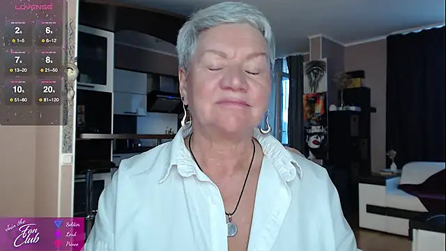 Snapshot of roxana_brooks chatting on September 23, 2:42 pm roxana brooks online show from September 23, 2:42 pm