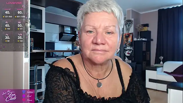 Snapshot of roxana_brooks chatting on September 25, 2:54 pm roxana brooks online show from September 25, 2:54 pm