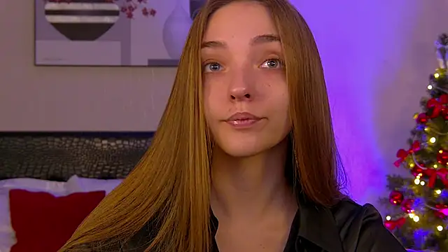 VirginieCruz online show from December 5, 5:27 am