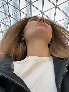 ValenciaShock online show from December 12, 8:14 am