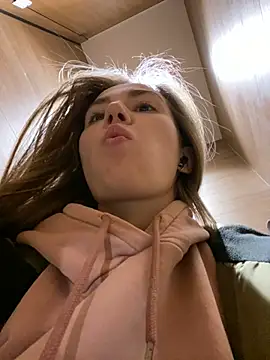 ValenciaShock online show from February 20, 8:17 am