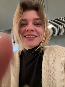 ValenciaShock online show from February 15, 6:54 am