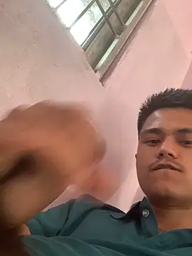 Hullax online show from February 15, 3:36 am