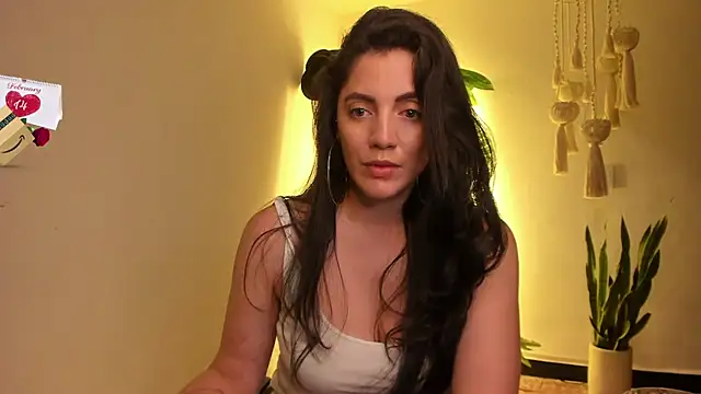 Snapshot of Mala_Bad chatting on February 3, 2:55 pm Mala Bad online show from February 3, 2:55 pm