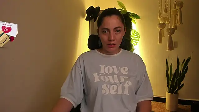 Snapshot of Mala_Bad chatting on February 10, 4:25 pm Mala Bad online show from February 10, 4:25 pm