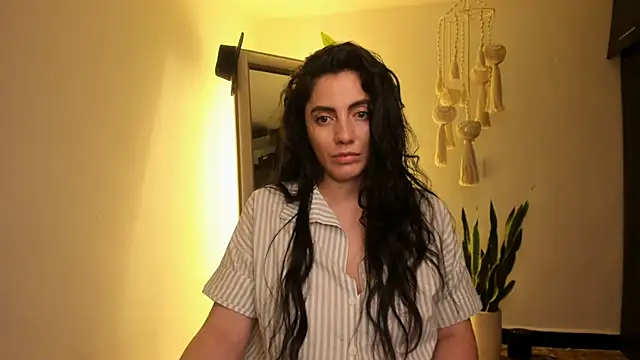 Snapshot of Mala_Bad chatting on February 24, 2:26 pm Mala Bad online show from February 24, 2:26 pm