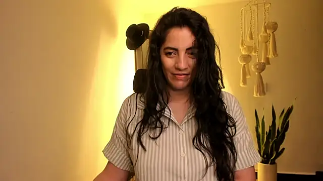 Snapshot of Mala_Bad chatting on March 11, 1:23 pm Mala Bad online show from March 11, 1:23 pm