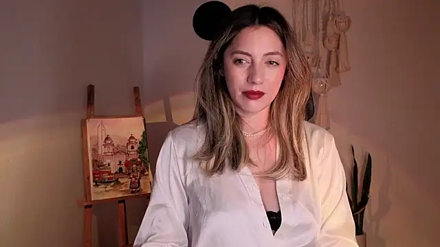 Snapshot of Mala_Bad chatting on October 8, 5:43 pm Mala Bad online show from October 8, 5:43 pm