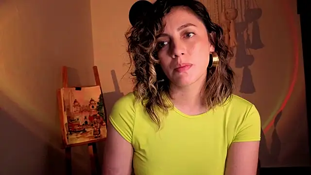 Snapshot of Mala_Bad chatting on December 14, 4:23 pm Mala Bad online show from December 14, 4:23 pm