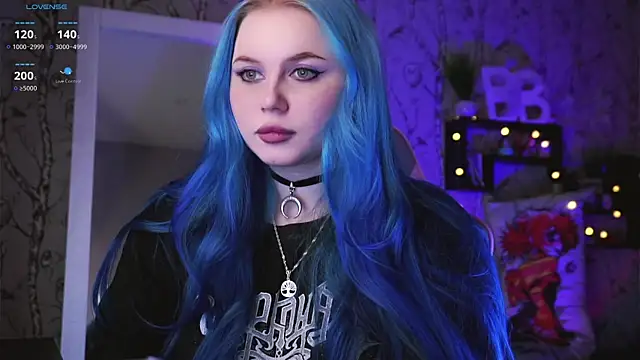 Moon Valkyrie online show from February 3, 9:08 am