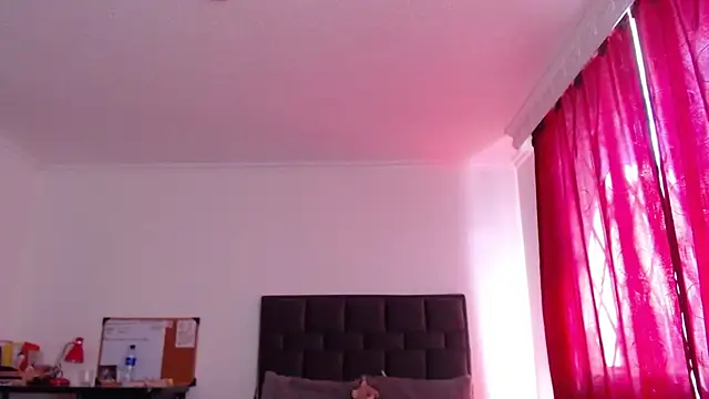 VALERY MEER online show from February 5, 1:27 pm