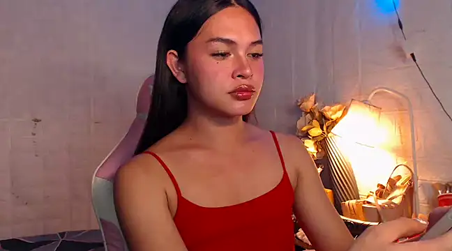 Snapshot of Ashely_Lewis chatting on December 13, 12:39 pm Ashely Lewis online show from December 13, 12:39 pm