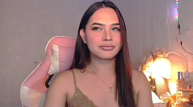 Snapshot of Ashely_Lewis chatting on February 5, 10:41 am Ashely Lewis online show from February 5, 10:41 am