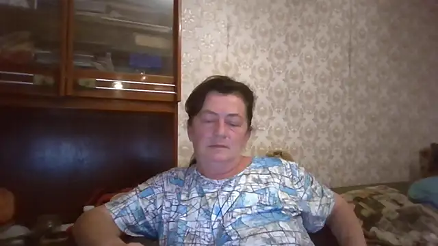 GypsiQueen2 online show from September 14, 7:13 pm