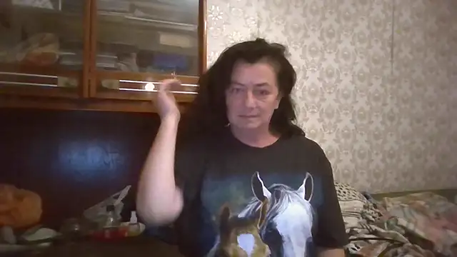 GypsiQueen2 online show from September 16, 7:15 pm