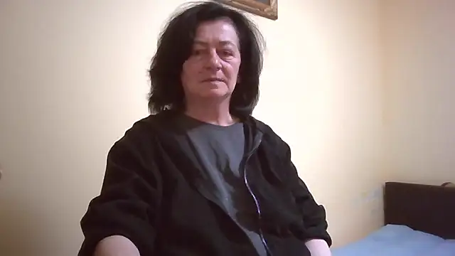 GypsiQueen2 online show from April 19, 6:54 pm