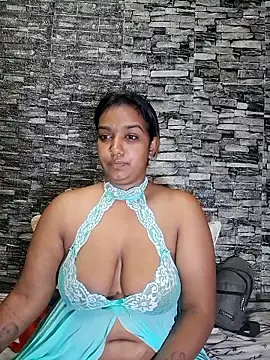 Xindias fantasyX online show from December 19, 5:53 pm