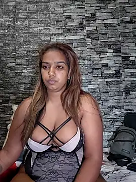 Xindias fantasyX online show from January 16, 5:50 pm