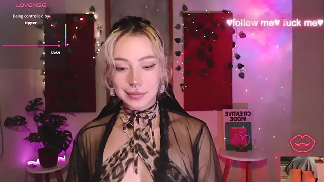 sakura beauty online show from April 8, 9:31 am