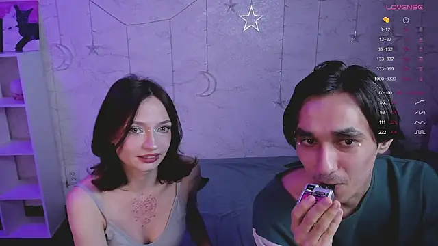 Snapshot of PostBabyyy chatting on December 22, 8:14 pm PostBabyyy online show from December 22, 8:14 pm