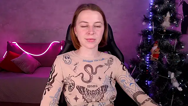 tiffany  burn online show from January 12, 1:05 pm