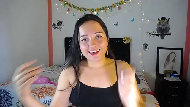 Snapshot of naughty_girl_4u chatting on January 9, 7:08 pm naughty girl 4u online show from January 9, 7:08 pm