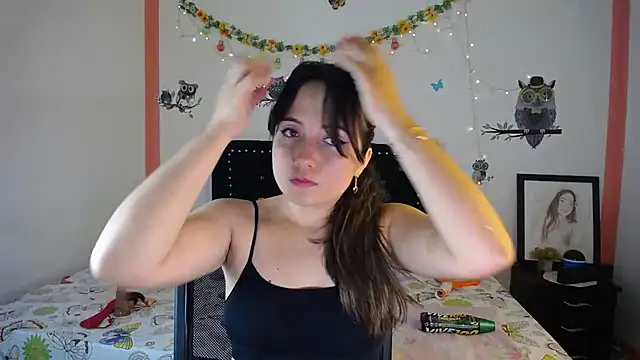 Snapshot of naughty_girl_4u chatting on February 22, 3:36 pm naughty girl 4u online show from February 22, 3:36 pm