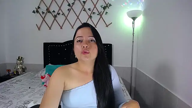 naughty girl 4u online show from January 10, 6:20 pm