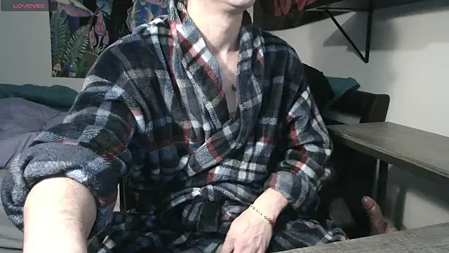 Snapshot of XxBobbyDigitalxX chatting on December 21, 7:16 pm XxBobbyDigitalxX online show from December 21, 7:16 pm