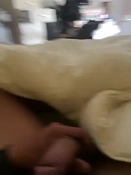 juniiorre online show from March 11, 10:32 am